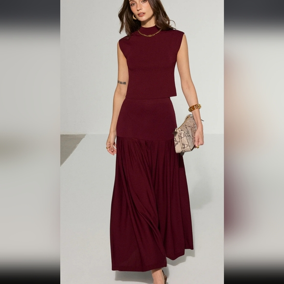 Commense Dresses & Skirts - NWT Commense Mock Neck Sleeveless Top and Pleated Midi Skirt Set Red Burgundy S